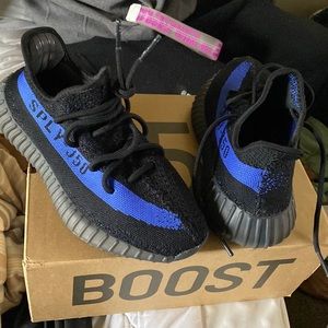 Yeezy Boost 350 V2 Dazzling Blue!